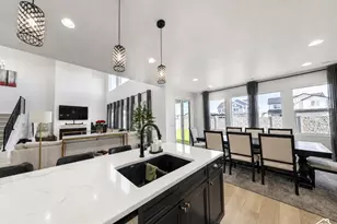 2468 W 3230 S, Syracuse, UT 84075 - Photo 13