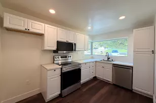2928 S Davis Blvd, Bountiful, UT 84010 - Photo 3