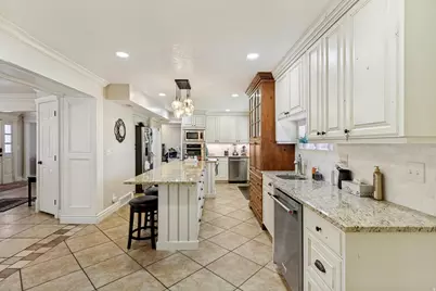 808 E Savannah Dr, Sandy, UT 84094 - Photo 7