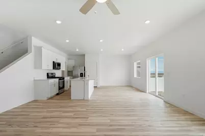 928 Silver Fox Dr N, Grantsville, UT 84029 - Photo 7