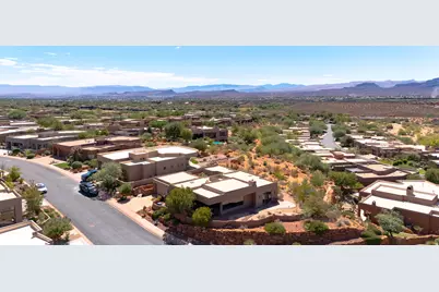 3052 N Snow Pkwy #171, Saint George, UT 84770 - Photo 47