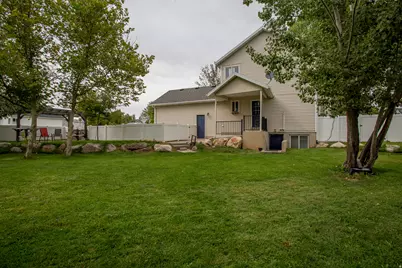 12 E 2150 N, Layton, UT 84041 - Photo 37