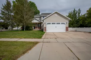 12 E 2150 N, Layton, UT 84041 - Photo 3