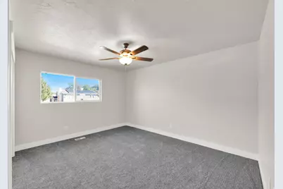 4609 W Twilight Dr, Kearns, UT 84118 - Photo 9