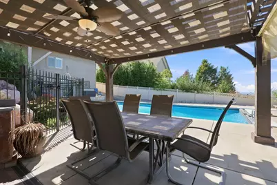 1385 N Compton Rd, Farmington, UT 84025 - Photo 29
