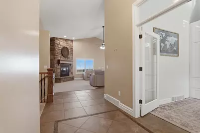 1385 N Compton Rd, Farmington, UT 84025 - Photo 15