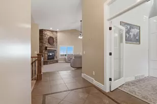 1385 N Compton Rd, Farmington, UT 84025 - Photo 15
