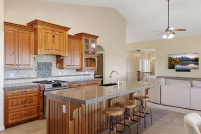 1385 N Compton Rd, Farmington, UT 84025 - Photo 9