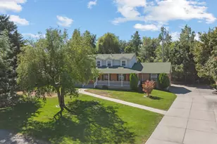 1348 E Milne Ln, Cottonwood Heights, UT 84092 - Photo 1