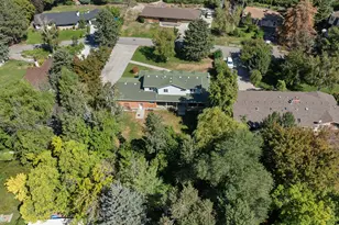 1348 E Milne Ln, Cottonwood Heights, UT 84092 - Photo 27