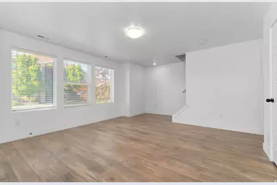 8307 S Durham St E, Sandy, UT 84070 - Photo 9