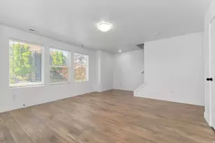 8307 S Durham St E, Sandy, UT 84070 - Photo 9