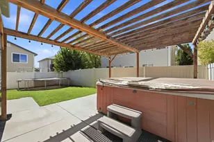 923 W Stonehaven Dr, North Salt Lake, UT 84054 - Photo 23