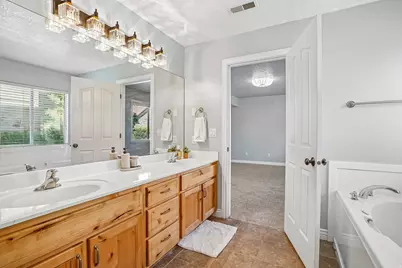 325 W Willow Way, Pleasant View, UT 84414 - Photo 29