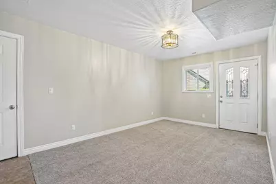325 W Willow Way, Pleasant View, UT 84414 - Photo 19