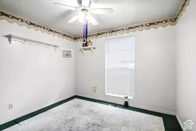 564 S Main St, Kaysville, UT 84037 - Photo 17