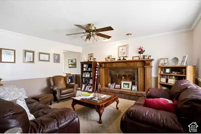 564 S Main St, Kaysville, UT 84037 - Photo 9