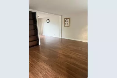 669 W 1950 N, Centerville, UT 84014 - Photo 3