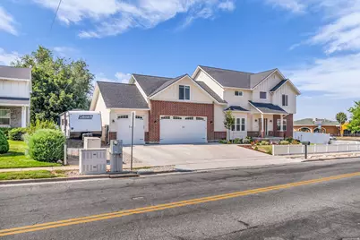 410 E Pages Ln, Centerville, UT 84014 - Photo 1
