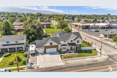 410 E Pages Ln, Centerville, UT 84014 - Photo 41