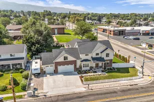 410 E Pages Ln, Centerville, UT 84014 - Photo 41