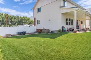 410 E Pages Ln, Centerville, UT 84014 - Photo 39