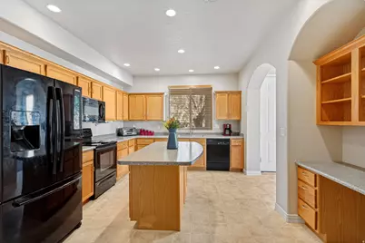 3952 W Serenity View Dr, West Jordan, UT 84084 - Photo 9