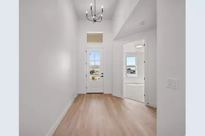 2453 E Malitsoh Way #302, Saint George, UT 84790 - Photo 9