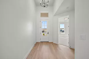 2453 E Malitsoh Way, Saint George, UT 84790 - Photo 9