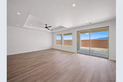 2453 E Malitsoh Way #302, Saint George, UT 84790 - Photo 17