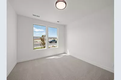 2453 E Malitsoh Way #302, Saint George, UT 84790 - Photo 7