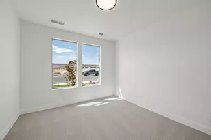 2453 E Malitsoh Way, Saint George, UT 84790 - Photo 7