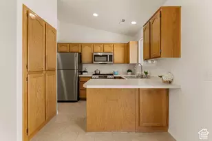 470 E 1100 S, Saint George, UT 84790 - Photo 9