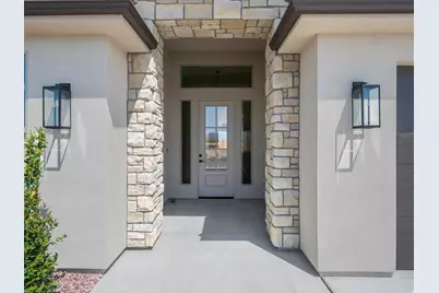 2477 E Malitsoh Way #304, Saint George, UT 84790 - Photo 9