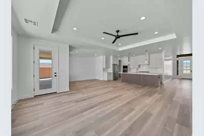 2477 E Malitsoh Way #304, Saint George, UT 84790 - Photo 31