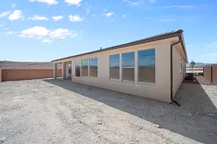 2477 E Malitsoh Way, Saint George, UT 84790 - Photo 13