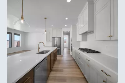 2477 E Malitsoh Way #304, Saint George, UT 84790 - Photo 19