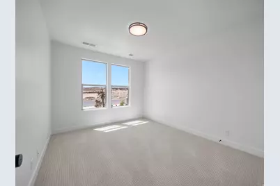 2477 E Malitsoh Way #304, Saint George, UT 84790 - Photo 15