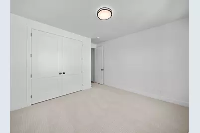 2477 E Malitsoh Way #304, Saint George, UT 84790 - Photo 35