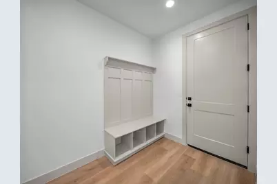 2441 E Malitsoh Way #301, Saint George, UT 84790 - Photo 27