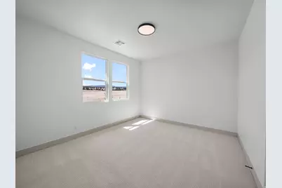 2441 E Malitsoh Way #301, Saint George, UT 84790 - Photo 47
