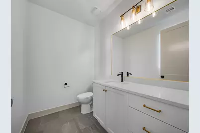 2441 E Malitsoh Way #301, Saint George, UT 84790 - Photo 13