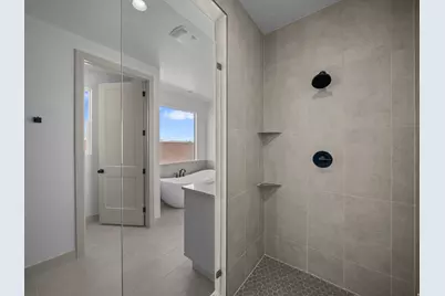 2441 E Malitsoh Way #301, Saint George, UT 84790 - Photo 35