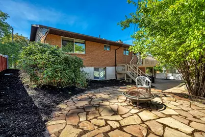 2555 E Elm Ave S, Salt Lake City, UT 84109 - Photo 7
