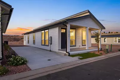 2752 W Crest View Ln, Hurricane, UT 84737 - Photo 7