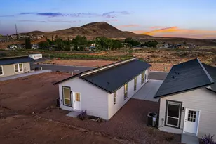 2752 W Crest View Ln, Hurricane, UT 84737 - Photo 13