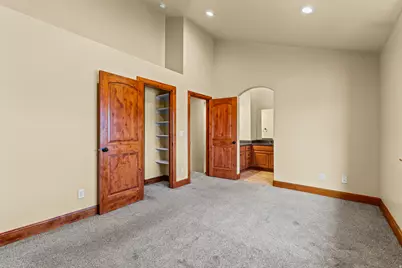 6563 S Lovendahle Ct, Murray, UT 84107 - Photo 11