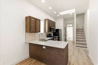 915 W 300 S, Salt Lake City, UT 84104 - Photo 11