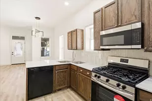 915 W 300 S, Salt Lake City, UT 84104 - Photo 13
