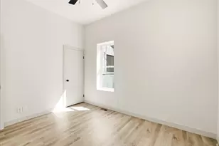 915 W 300 S, Salt Lake City, UT 84104 - Photo 17